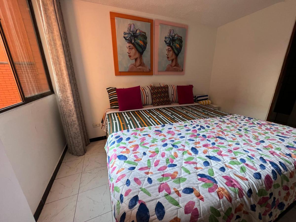 406 Apartaestudio Portal De Cadiz , Exclusivo Y Central, Con Parqueadero Capacidad 4 Personas Lejlighed Ibagué Eksteriør billede